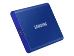 T7 nešiojamas SSD, matomas iš šono, rodo USB 3.2 prievadą