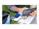 T7 nešiojamas SSD, matomas iš šono, rodo USB 3.2 prievadą