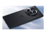 OnePlus   12   Silky Black   6.82 ”   LTPO AMOLED   1440 x 3168 pixels   Qualcomm SM8650-AB   Snapdragon 8 Gen 3 (4 nm)   Internal RAM 12 GB   256 GB   Dual SIM   Nano-SIM   4G   5G   Main camera resolution 50+64+48 MP   Secondary camera resolution 32 MP   Android   14   5400 mAh