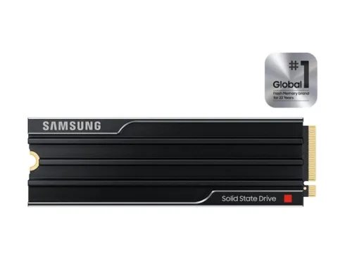 Samsung 9100 PRO 8TB PCIe 5.0 NVMe M.2 SSD su aušintuvu
