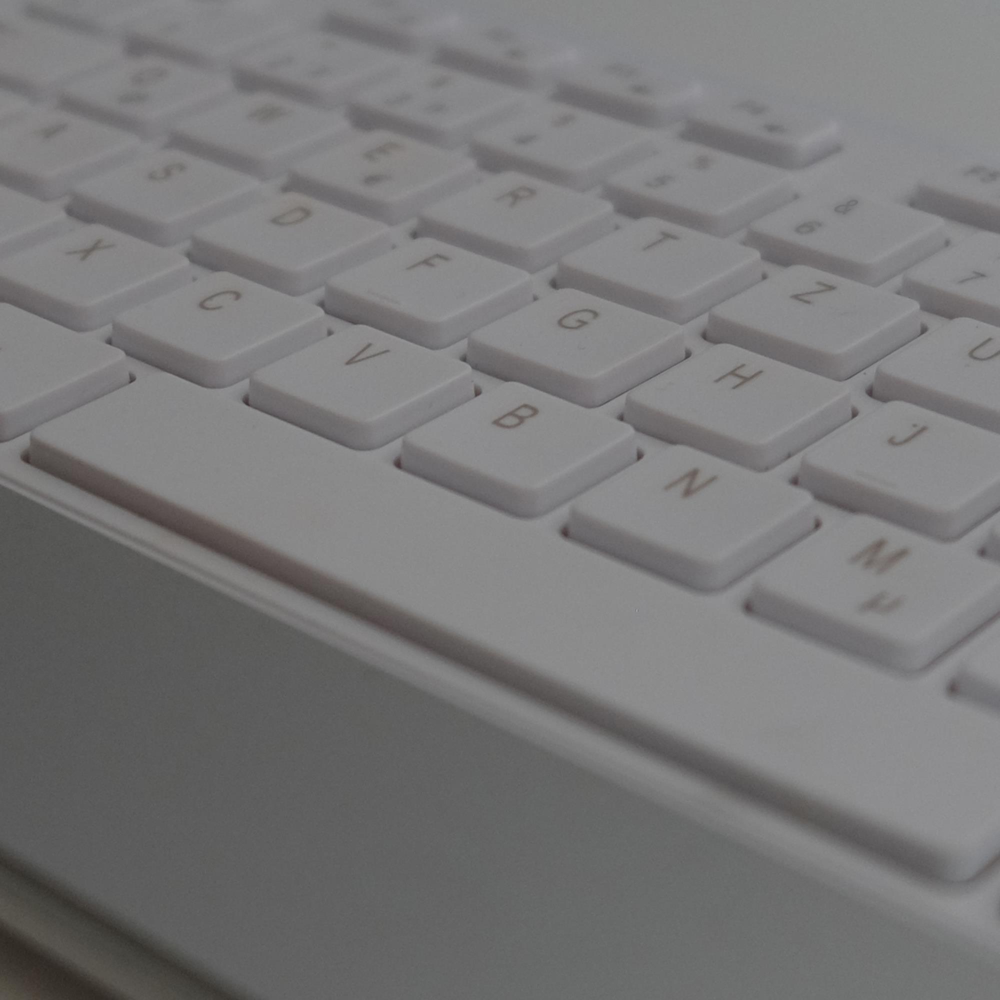 689331ab-53dc-4caf-9a8e-5cb013ae59ee KEYBOARD +MOUSE WRL/MROS106 MEDIARANGE