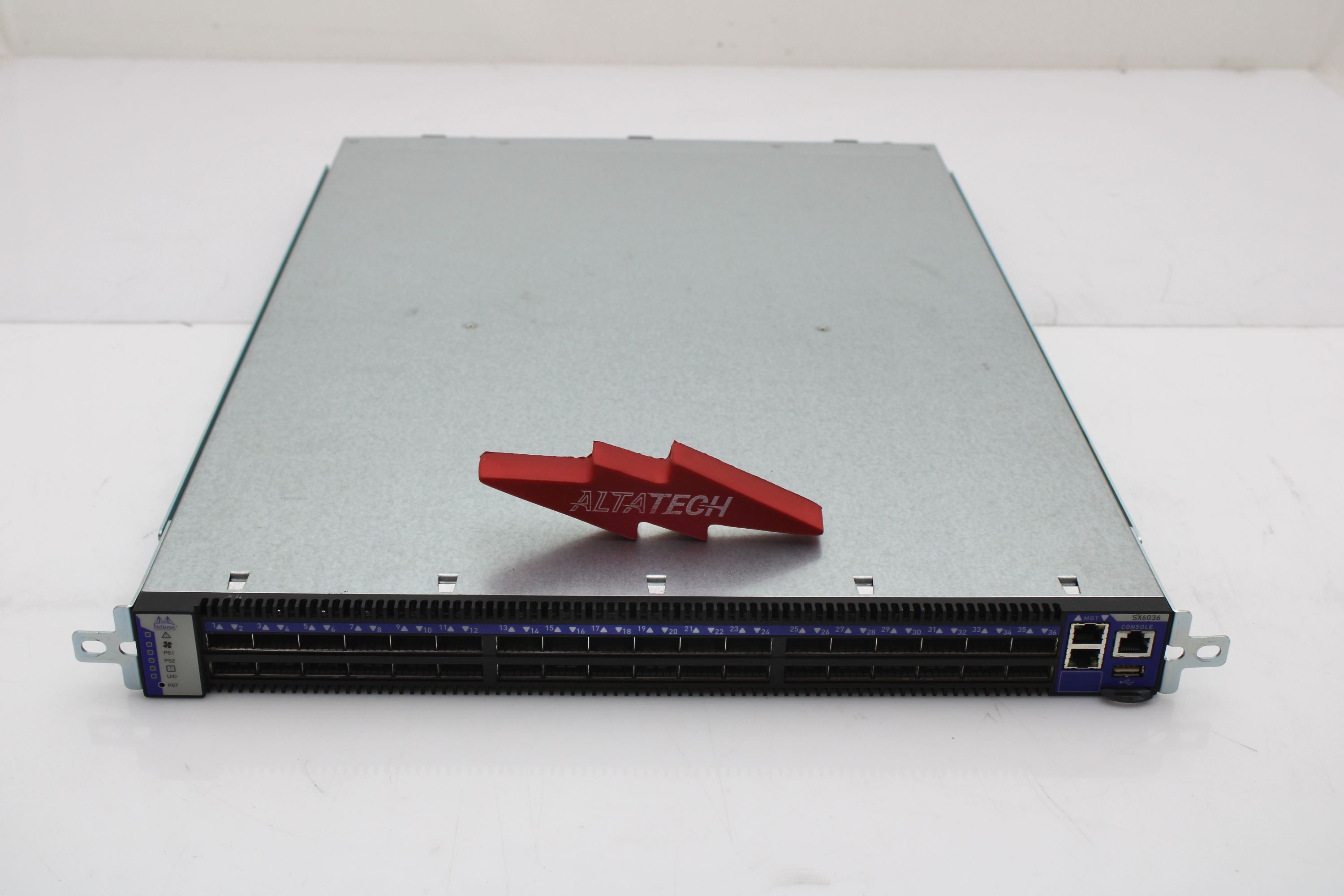 mellanox-sx6036.jpg Mellanox SX6036 36-Port FDR InfiniBand/Ethernet Switch + 2× PSU (Atnaujinta)
