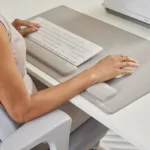 Fellowes Breyta Palm Wrist Rest Sand