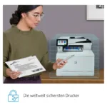 HP Color LaserJet Enterprise MFP M480f, šoninis vaizdas su valdymo skydeliu