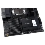 ASUS PRO WS W790E-SAGE SE motininė plokštė, iš šono