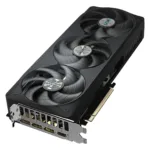 Vaizdo plokštė GIGABYTE GeForce RTX 5070 Ti EAGLE OC su matomu jungčių išdėstymu