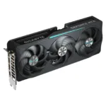 Vaizdo plokštė GIGABYTE GeForce RTX 5070 Ti EAGLE OC su matomu jungčių išdėstymu
