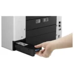 Canon MAXIFY GX7150 spausdintuvas, matomas iš šono, su atidarytu popieriaus dėklu