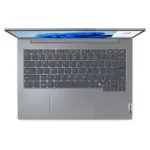 Nešiojamas kompiuteris Lenovo ThinkBook 14 G7 ARP, uždarytas, matomas iš šono