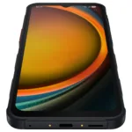 Samsung Galaxy XCover7 Pro, šoninis vaizdas su matomais mygtukais ir jungtimis