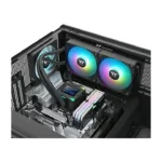 Thermaltake LA240-S ARGB, artimiausio kampo vaizdas su RGB vandens bloku