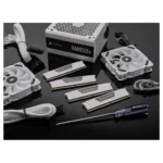 Corsair Vengeance CMK64GX5M2B6000Z30W memory module