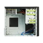 Korpusas Chieftec XT-01B-350GPB, matomas iš šono, atidarytas su vidinėmis dalimis
