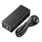 Cudy POE200 PoE adapter, matomas iš šono su LED indikatoriais