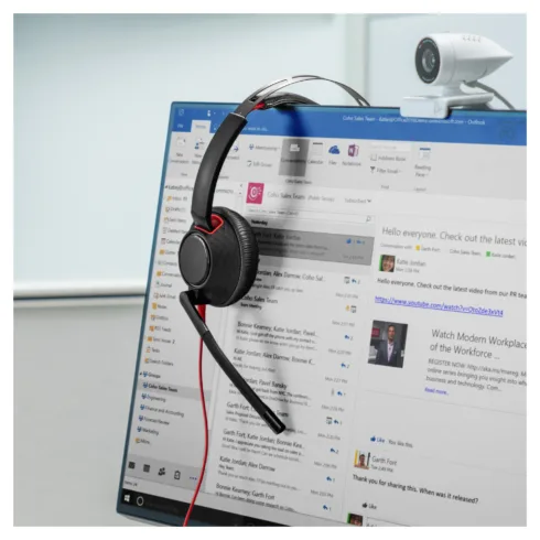 HP Poly Blackwire 5220 Stereo USB-C Headset +3.5mm Plug +USB-C/A Adapter
