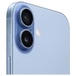 Apple iPhone 17, mėlyna spalva, matomas iš šono su ekranu