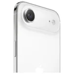 Apple iPhone Air, vaizdas iš šono su matomu ekranu ir kamera