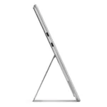 Microsoft Surface Pro 11 Copilot+ PC, matomas iš šono su atidarytu ekranu