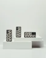 iKins case for Samsung Galaxy S21+ pyramid black