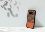 MAN&WOOD SmartPhone case Galaxy S10e browny check black